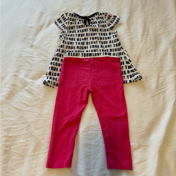 True Religion Legging and Shirt Set - Picture 5 of 6